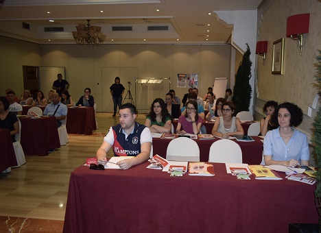 Jóves asistentes a la jornada de UGTCyL