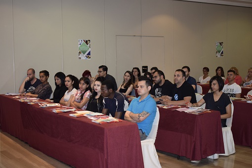 Jóvenes durante el desarrollo de la jornada