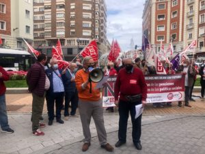 Los jubilados y pensionistas de UGT y CCOO reclaman mejorar sus derechos