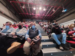 Asistentes a la Asamblea sobre la Reforma Laboral
