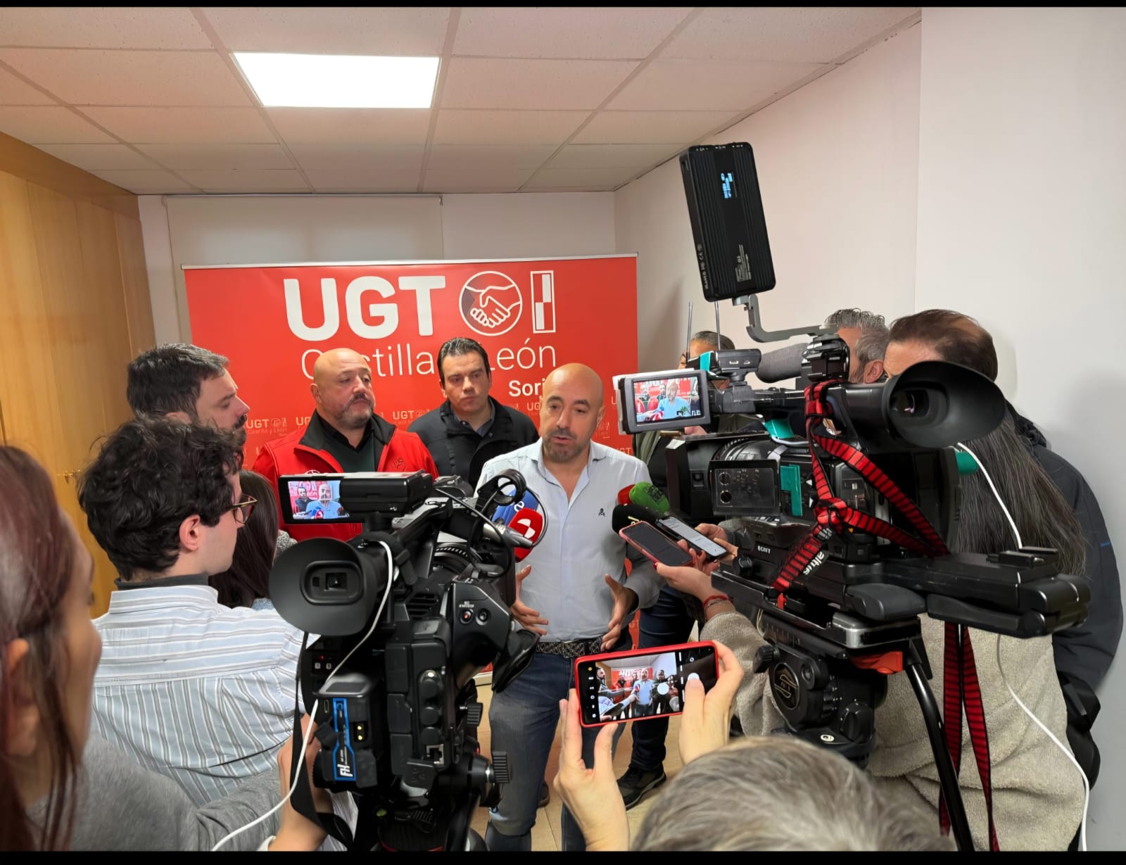 Óscar Lobo: “la transformación digital no es un camino neutro por lo que debemos vigilar cómo se incorpora en nuestro tejido productivo”